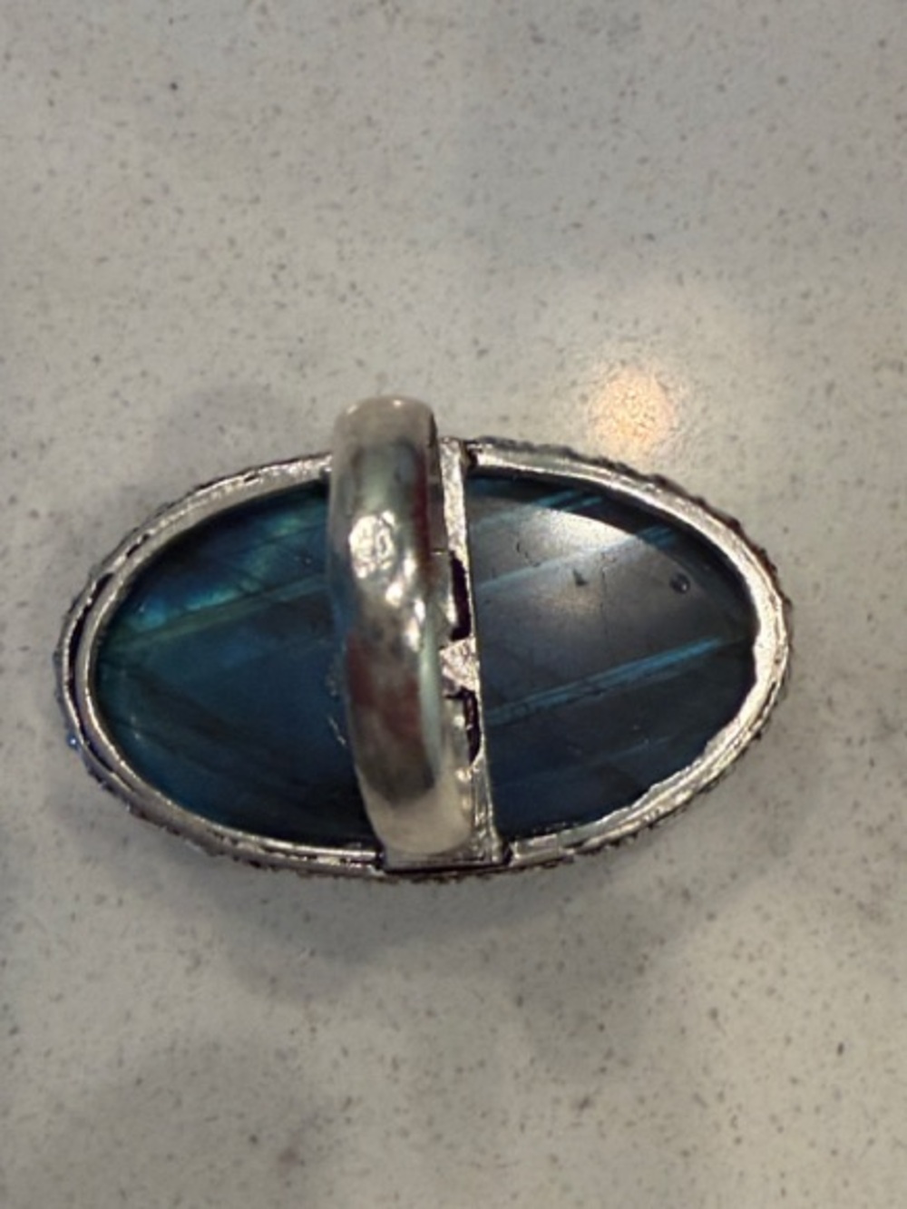 Large Labradorite Oval Statement Ring - Women Jewelry - Picture 3 of 7